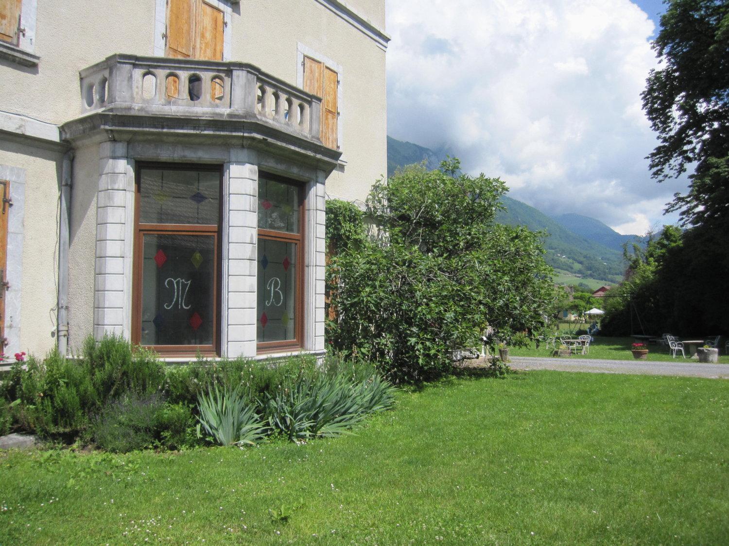 Hotel Du Parc - Manoir Du Baron Blanc Faverges Dış mekan fotoğraf